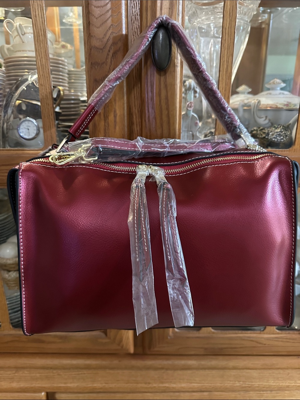 Structured Top-Handle Satchel/Shoulder Bag in Wine Red